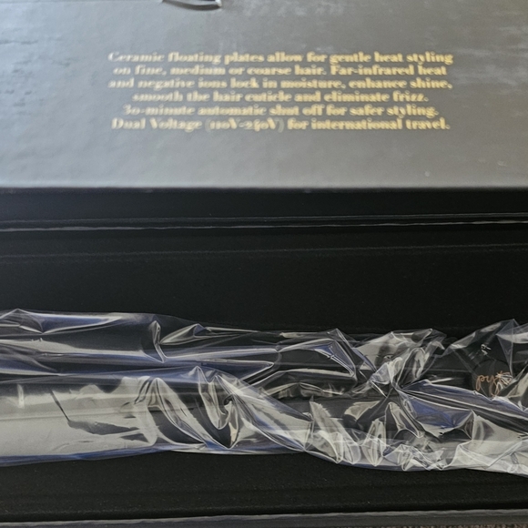 PYT Luxe Pro Digital Ceramic Styler. Brand New - Picture 2 of 4